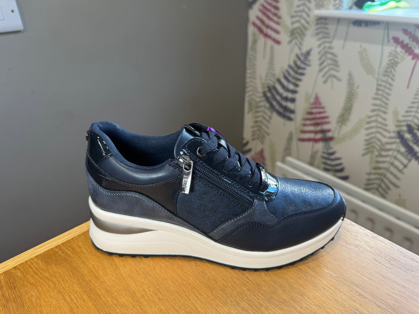 Lotus Pluto Navy Wedge Trainer