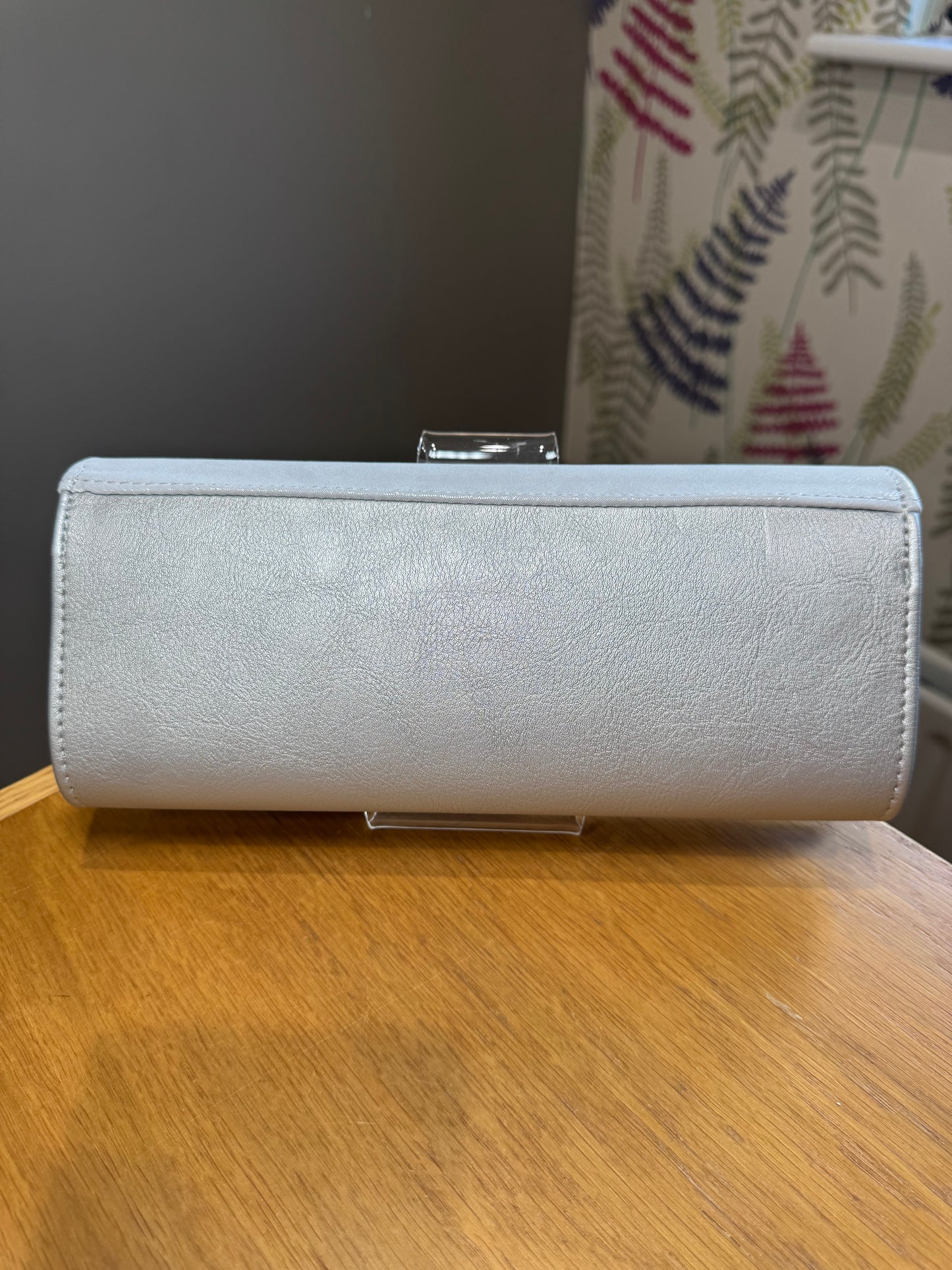 Emis Silver Shimmer Bow Bag