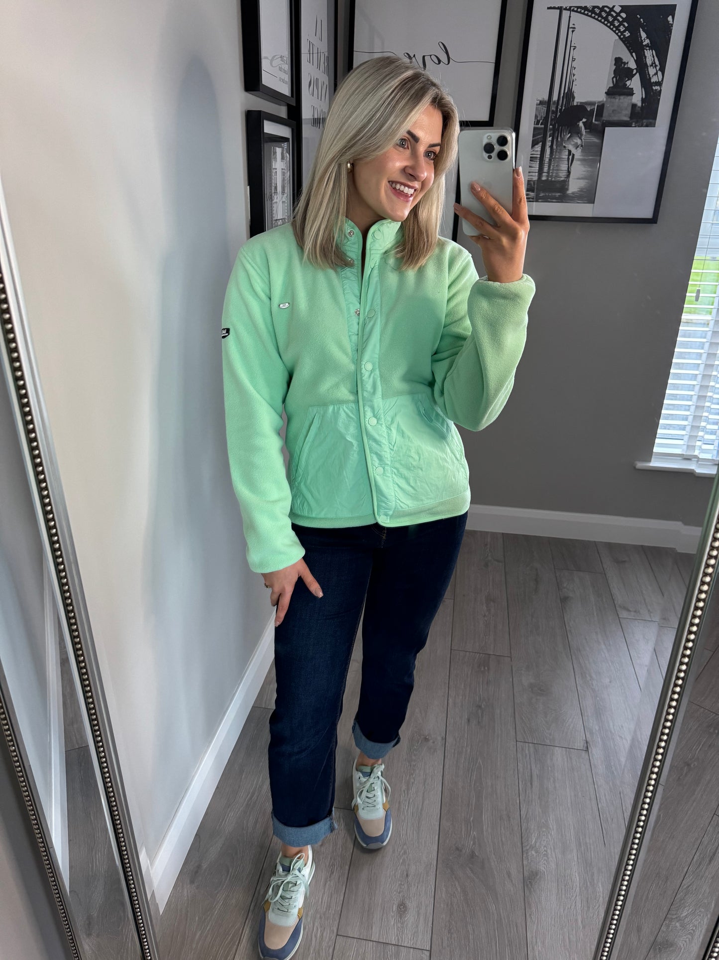 Relax & Renew Fay Turquoise Fleece