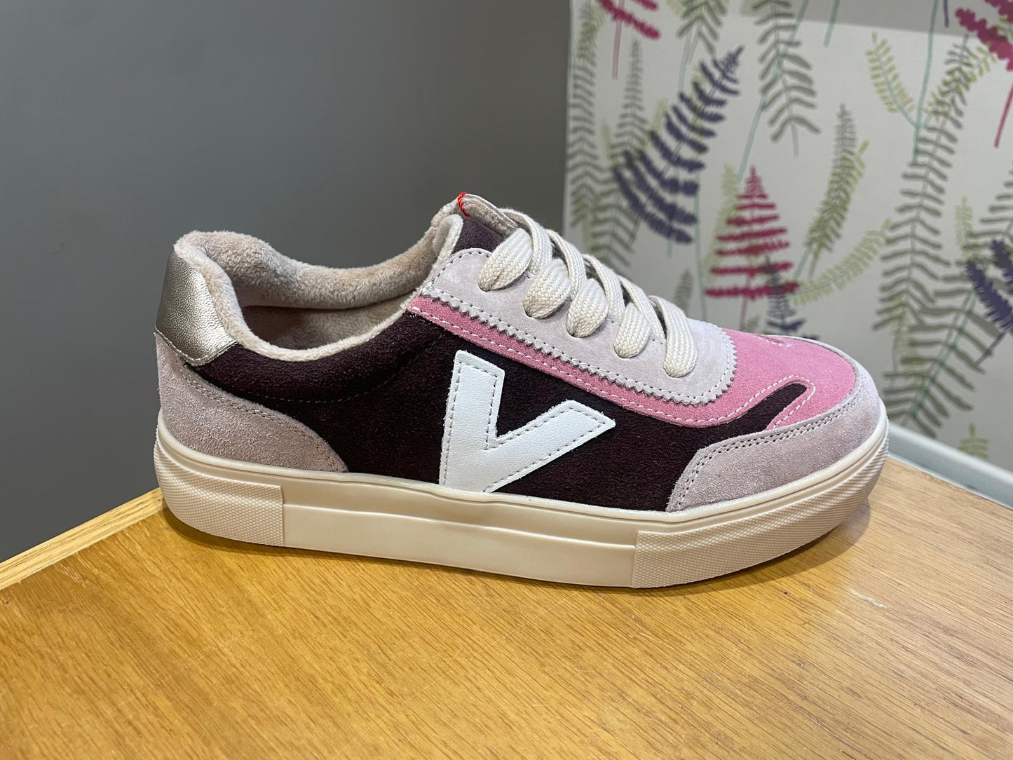 Drilleys Eighty Bloodied Trainer