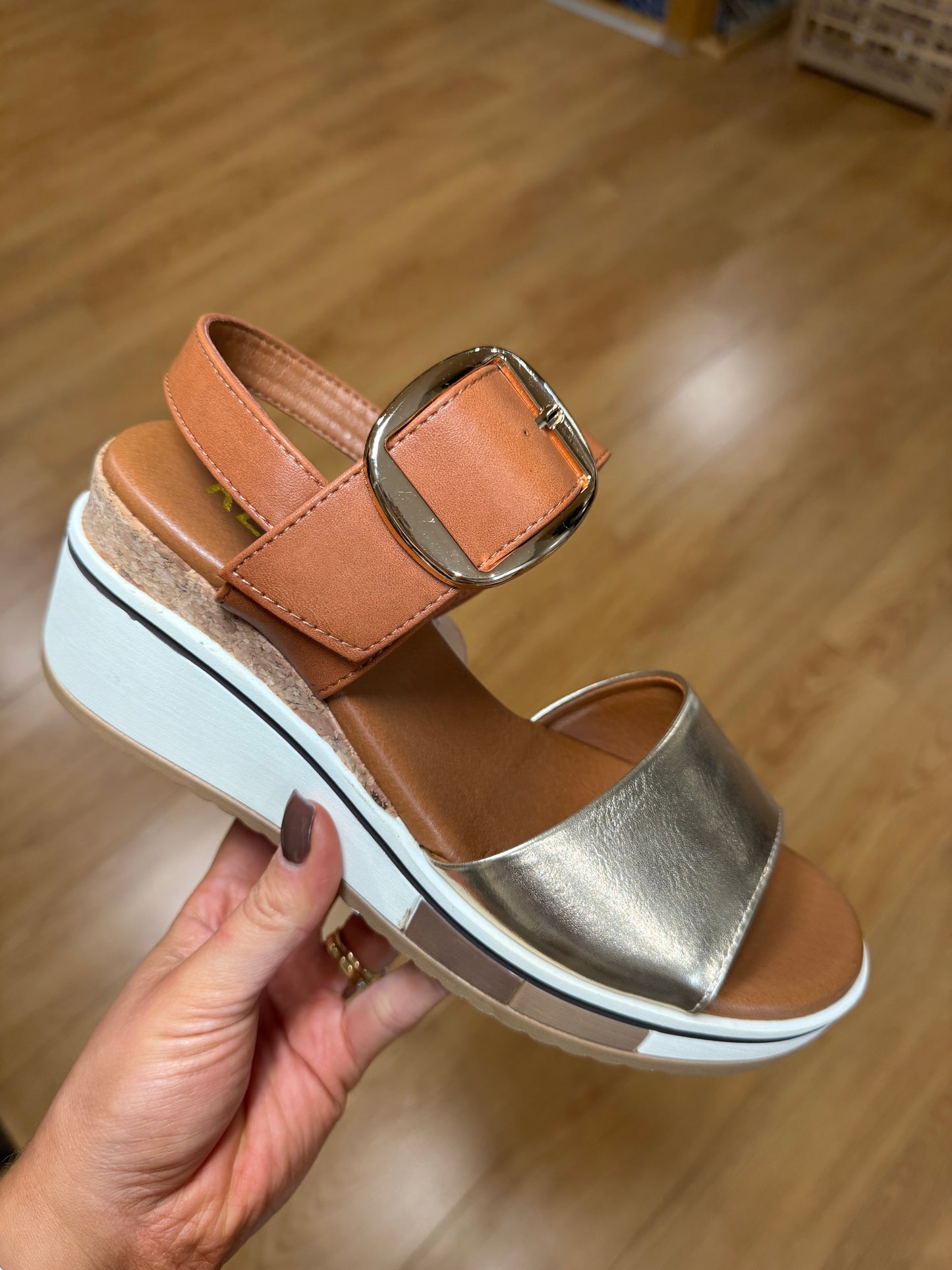 Redz Tan/Gold Wedge Sandal