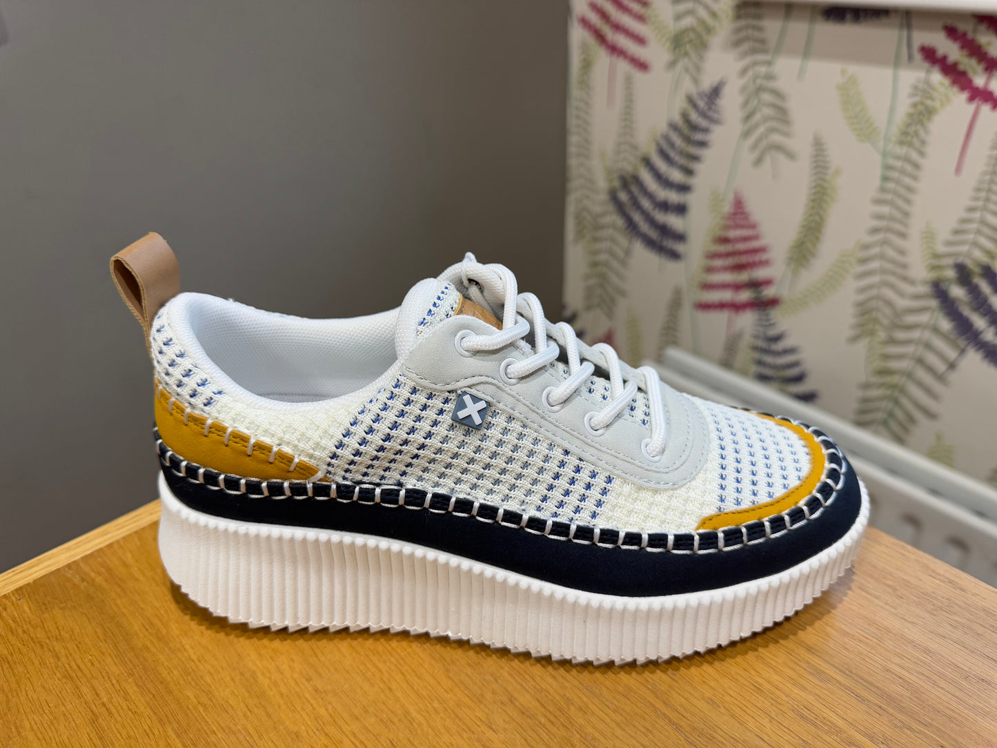 XTI White/Navy Woven Trainer