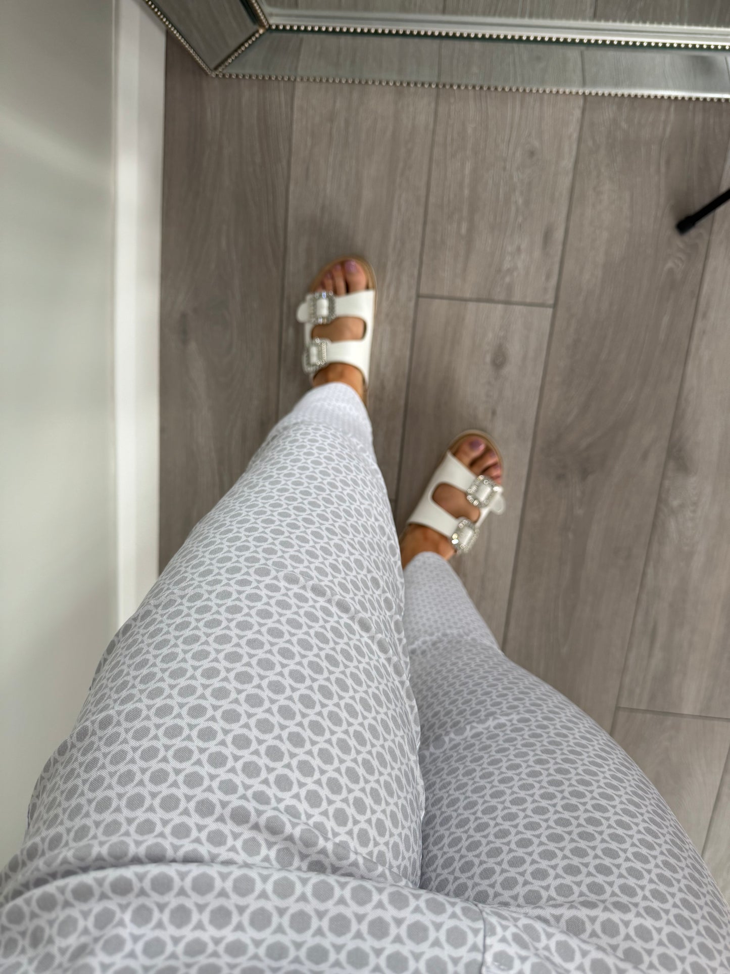 Grey/White Print Trouser