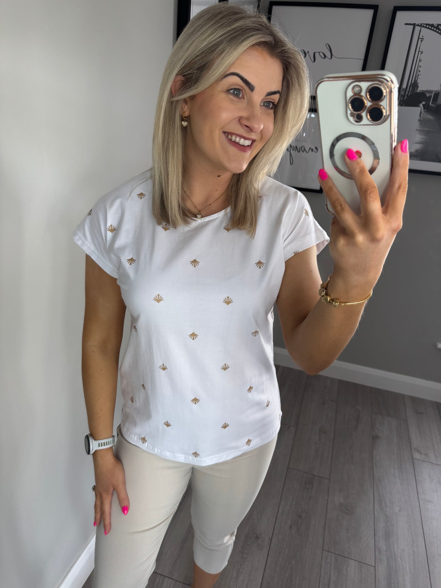 Mudflower White Shell Tee