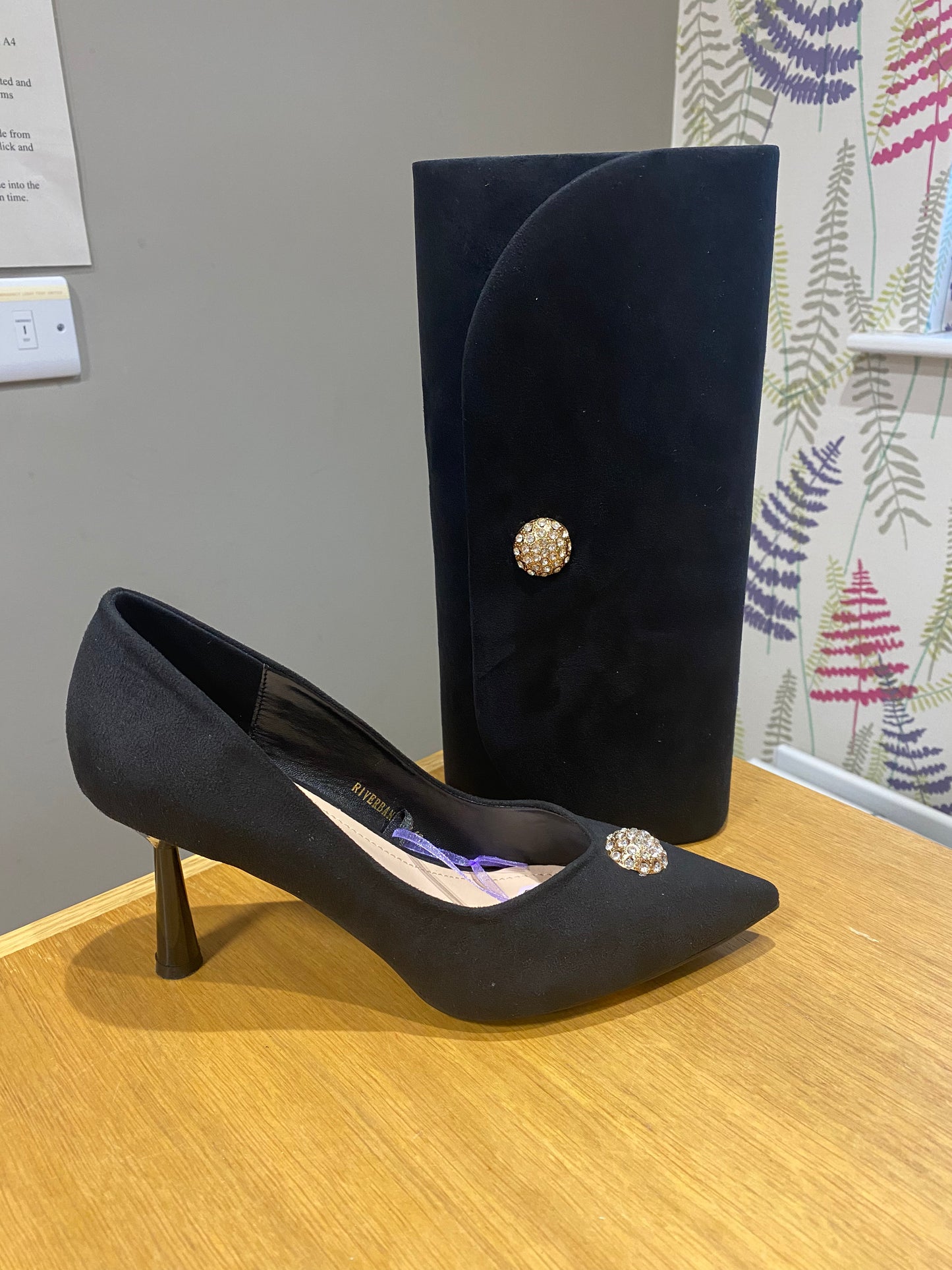 Sorento Riverbank Black Bag