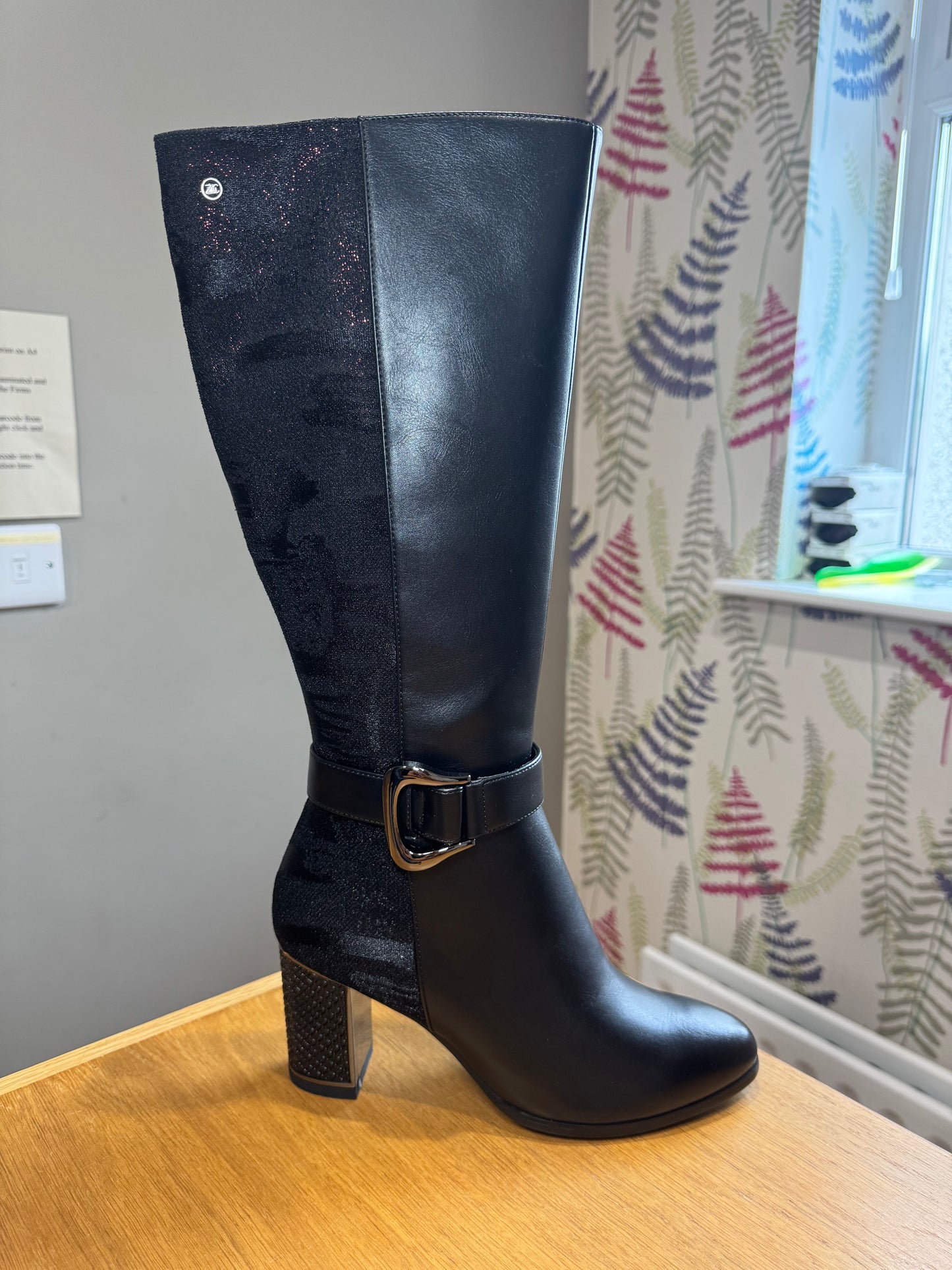 Zanni & Co Mataram Black Knee Boot