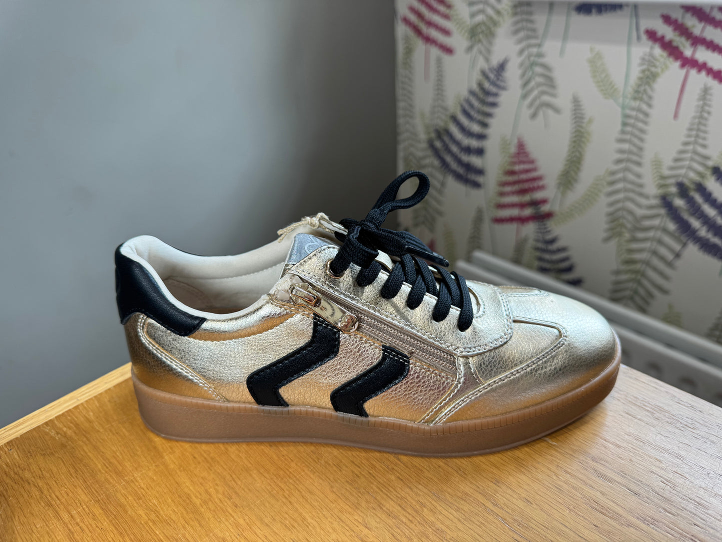 Marco Tozzi Gold/Black Zip Trainer