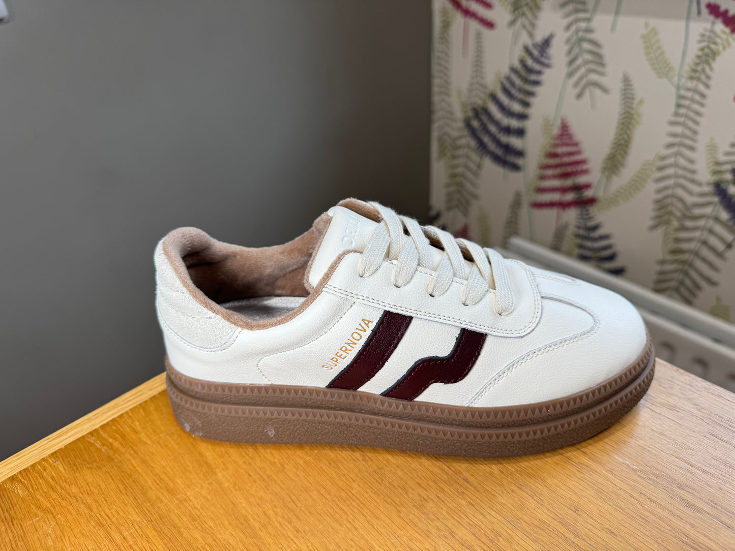 Drilleys Eighty Two Whipped Chestnut Trainer
