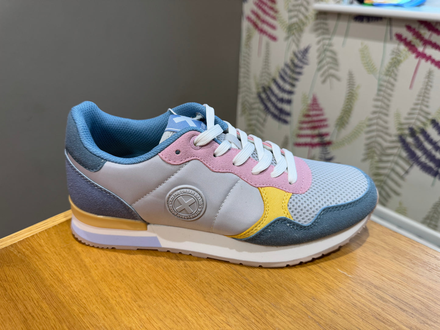 XTI Blue Multi Knit Trainer