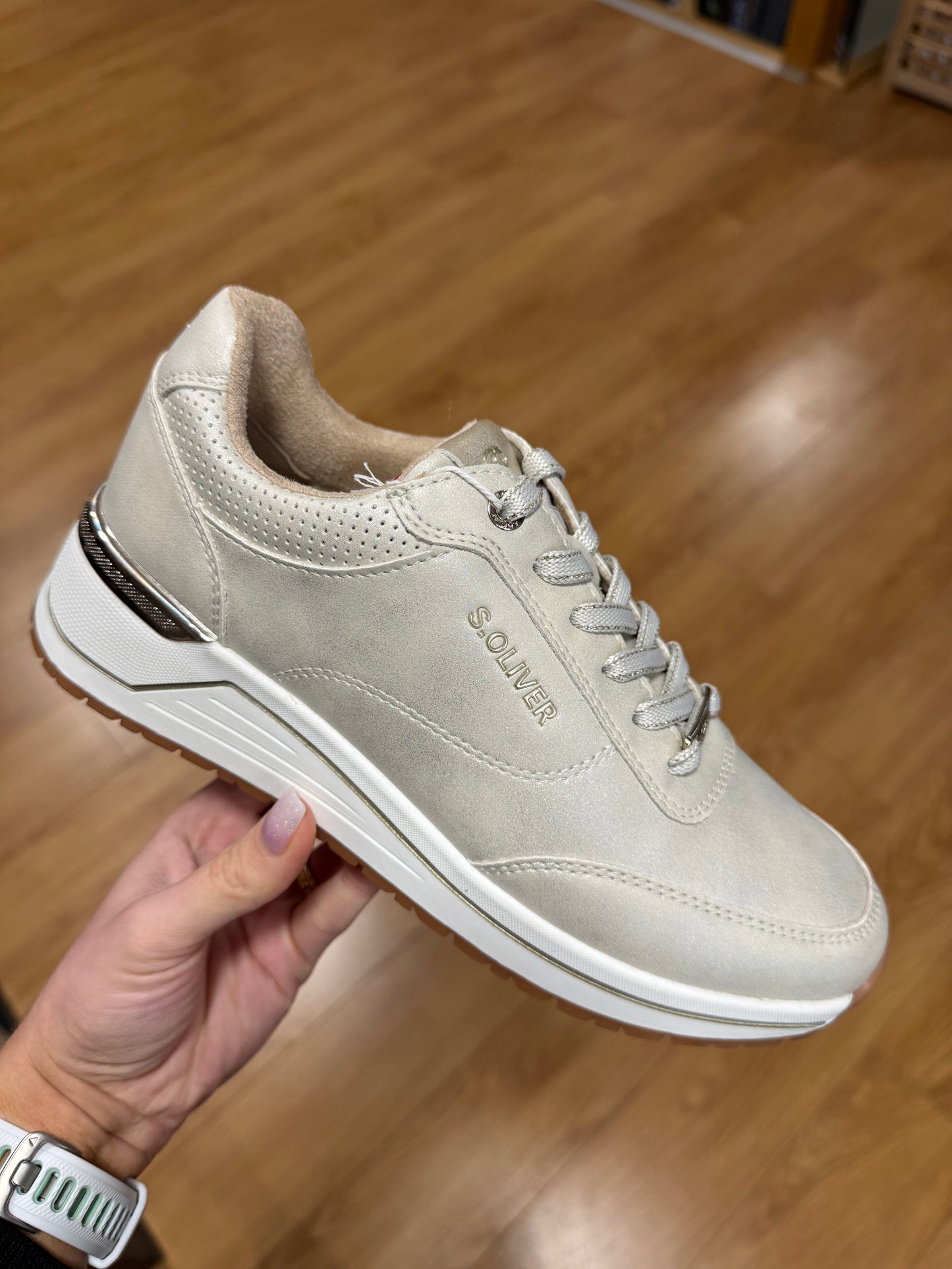 S. Oliver Champagne Wedge Trainer