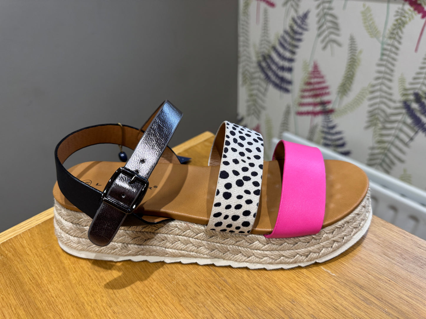 Lunar Summer Fuchsia Leopard Sandal