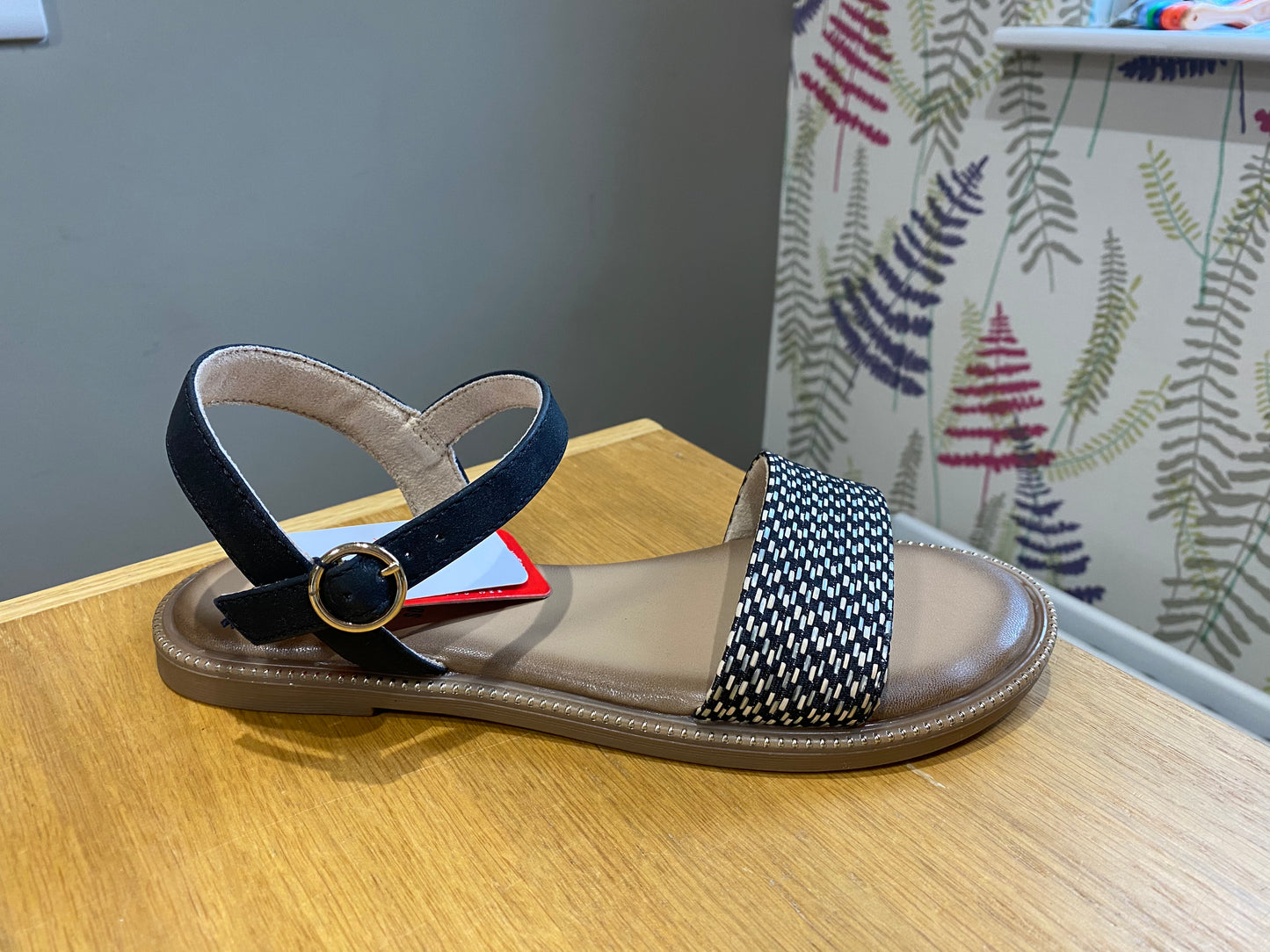 S. Oliver Black Flat Sandal