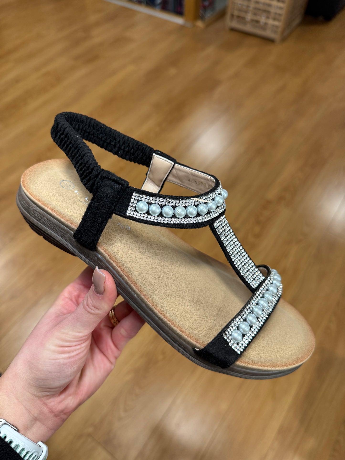 Lunar Tancy Black Pearl Sandal
