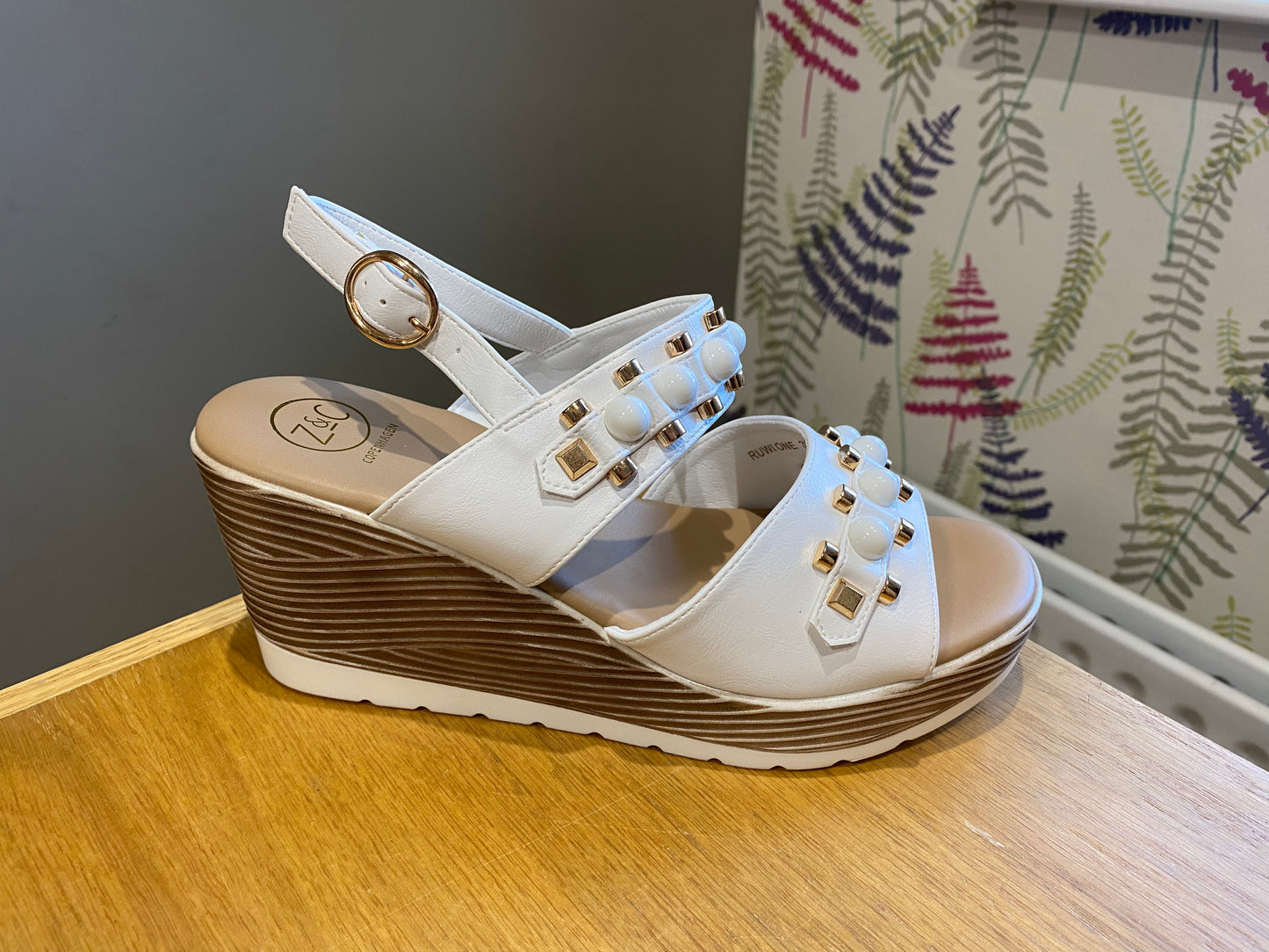 Zanni & Co Ruwi White Wedge Sandal