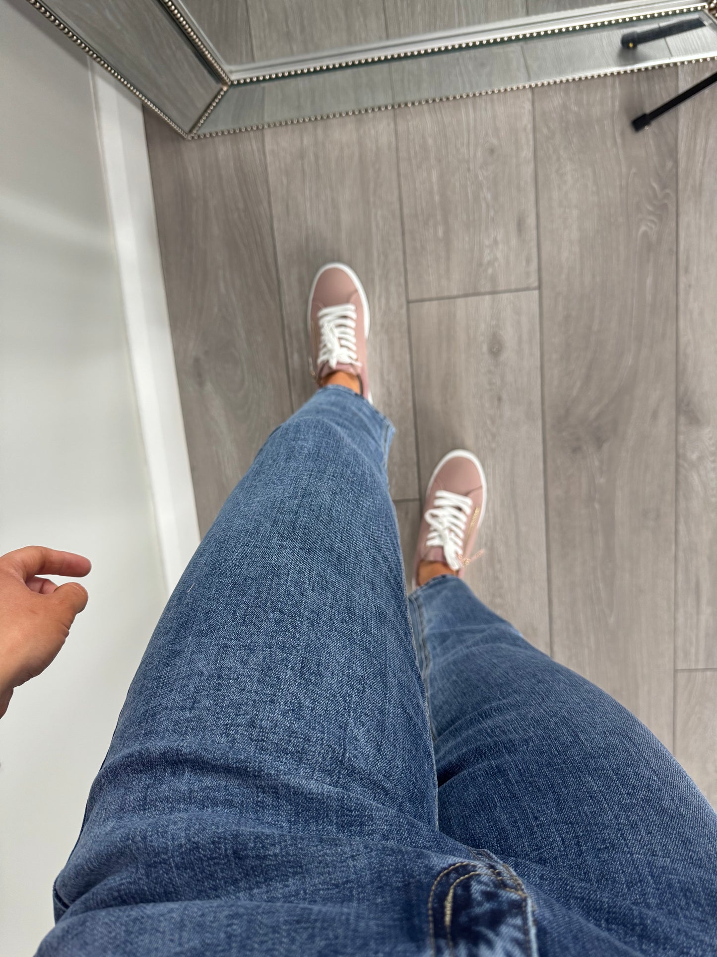 Rant & Rave Susan Mid Blue Mom Jean