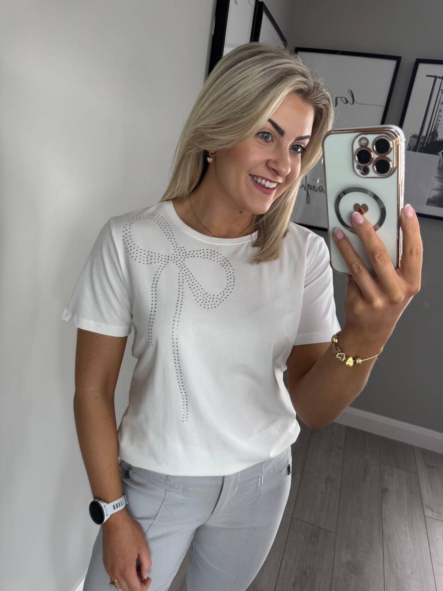Freequent White Bow Tee