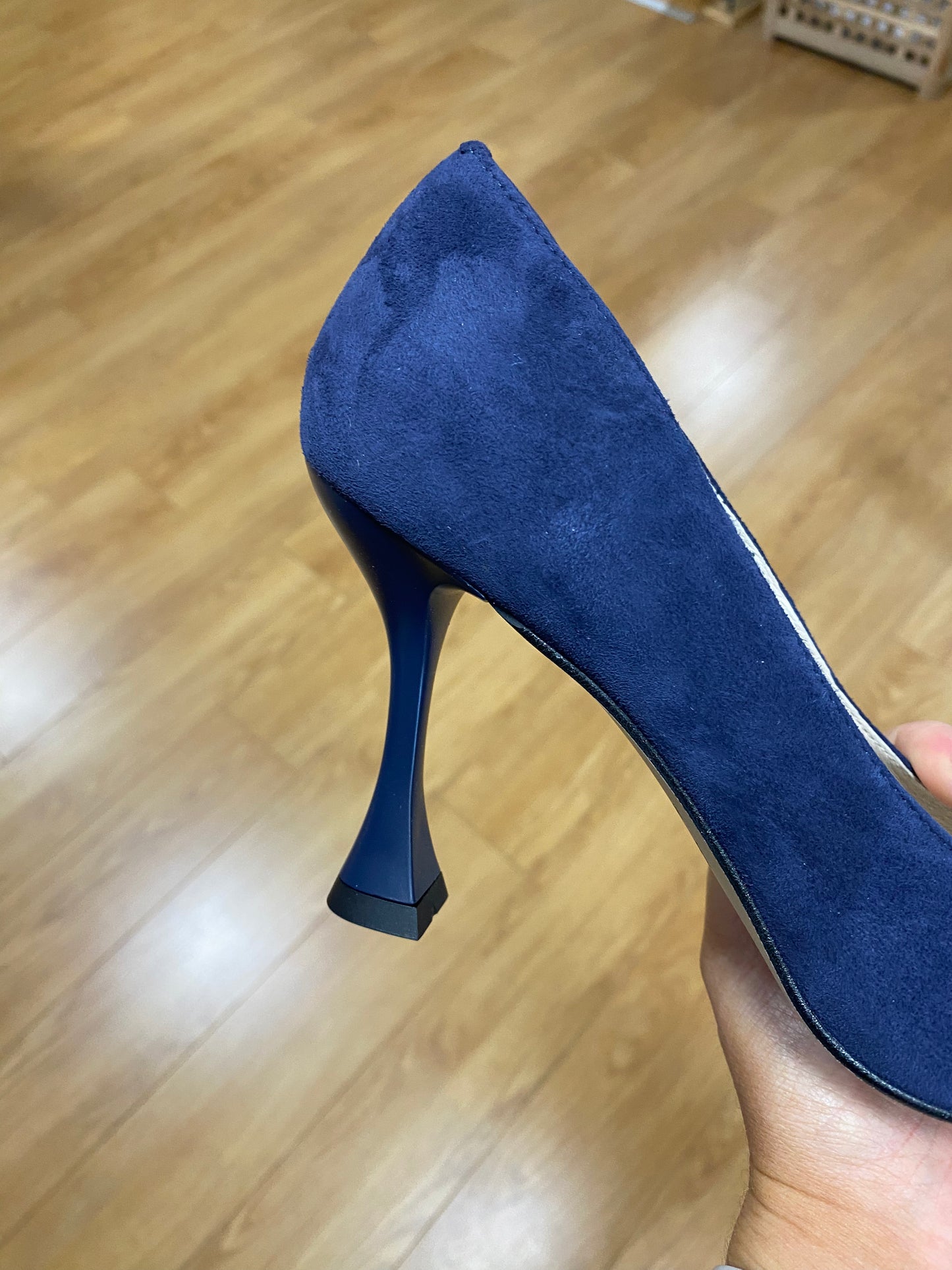 Emis Navy Diamond Court