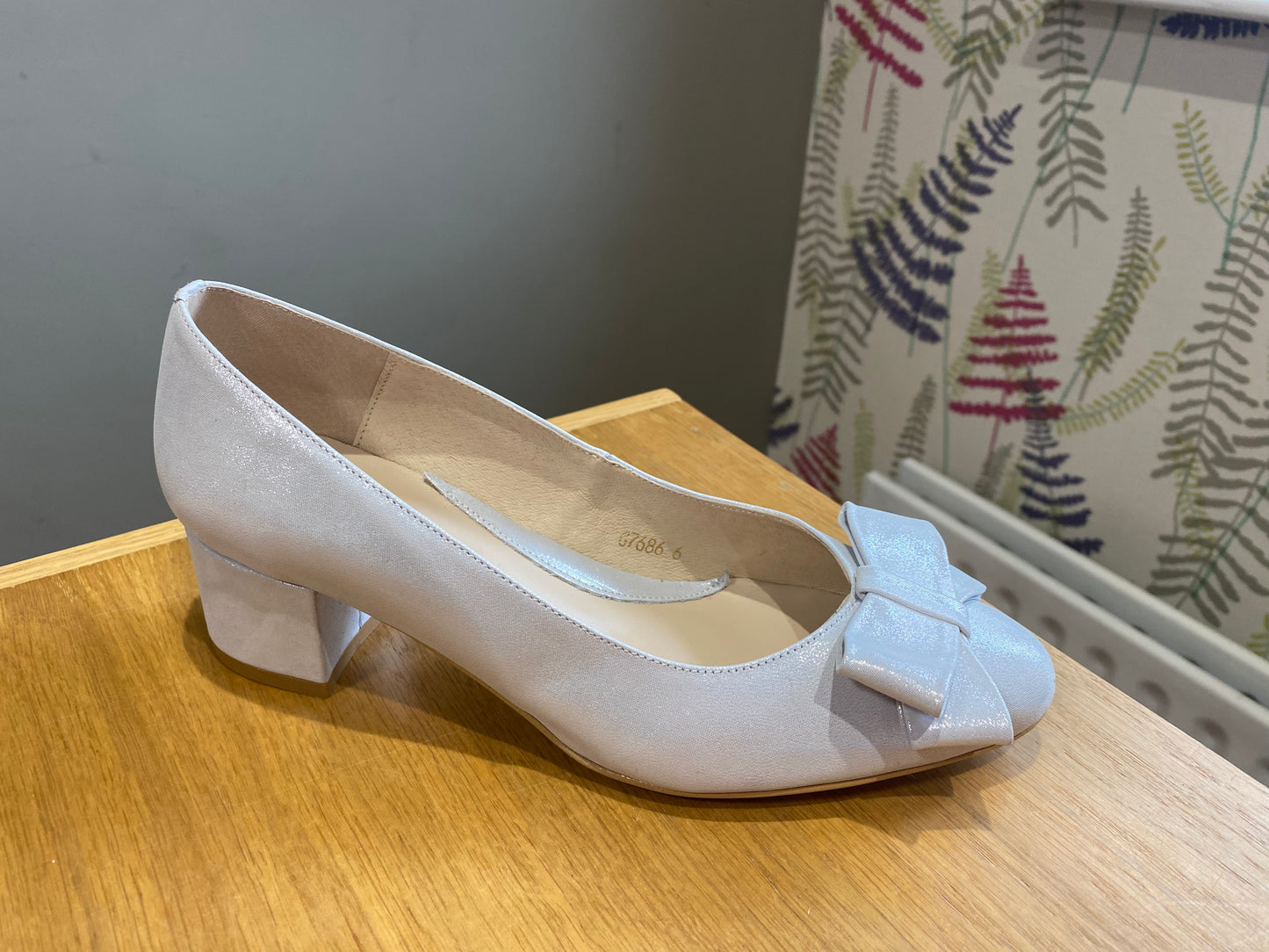 Emis Silver Bow Block Shoe