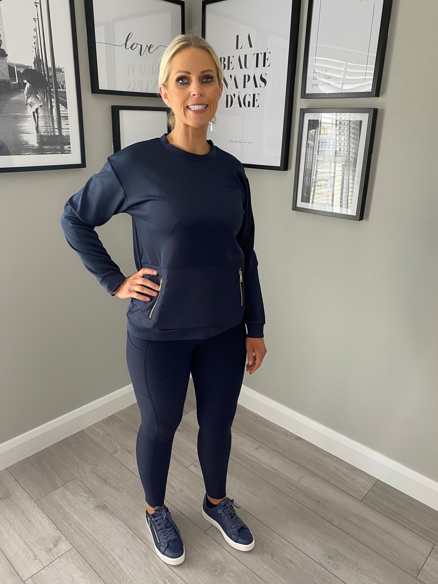 Relax & Renew Nessa Dark Navy Leggings