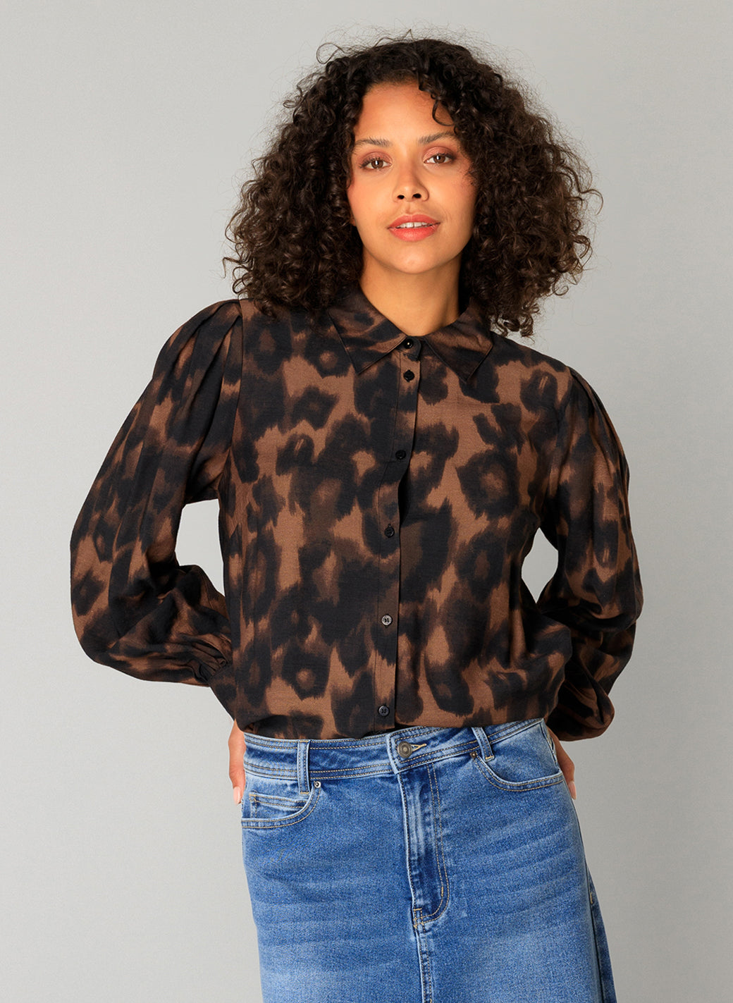 Yest Warm Taupe/Leopard Blouse