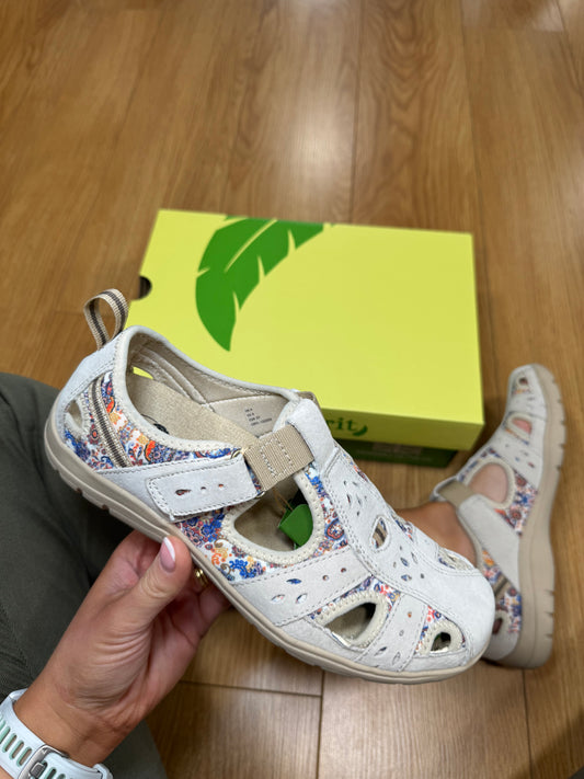 Free Spirit Cleveland Beige Multi Shoe