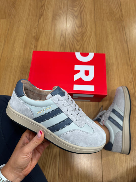 Drilleys Forty One Periwinkle Trainer