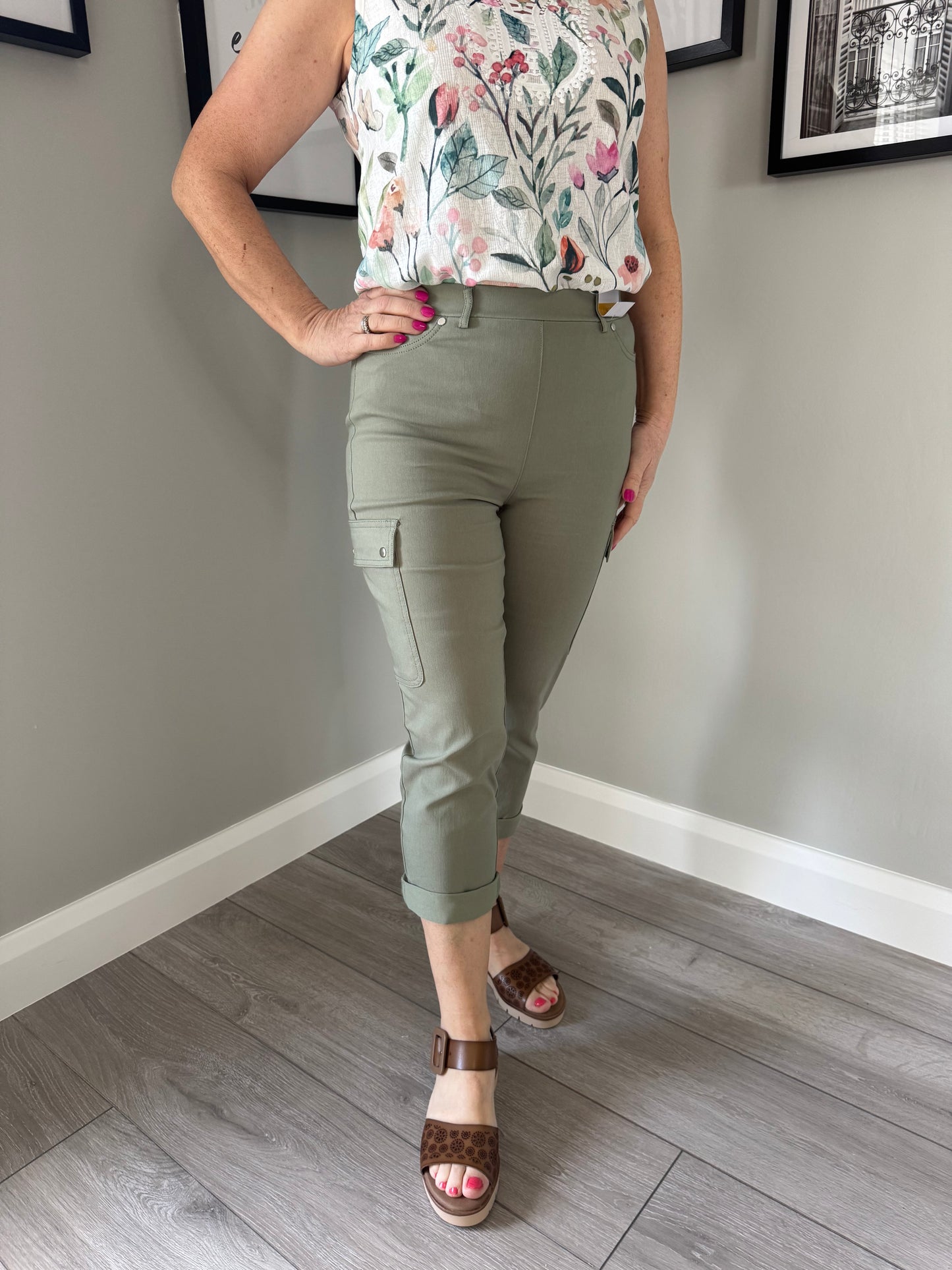 Classic Light Khaki Bengaline Cargo Crop