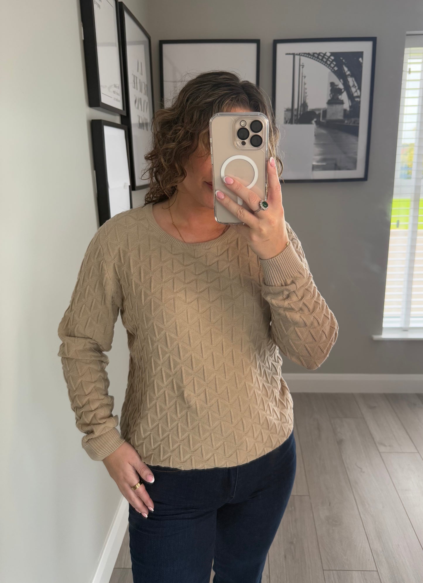 Freequent Camel Jumper