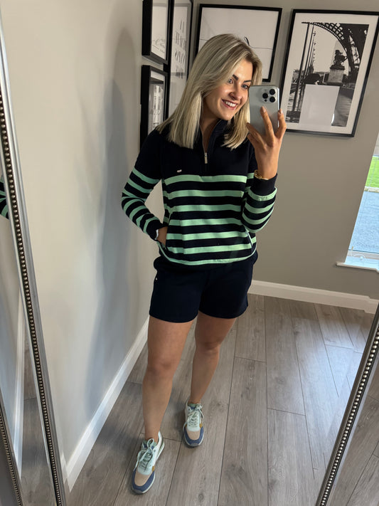 Relax & Renew Katy Navy Shorts