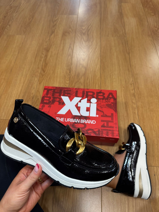 XTI Black Patent Wedge Loafer