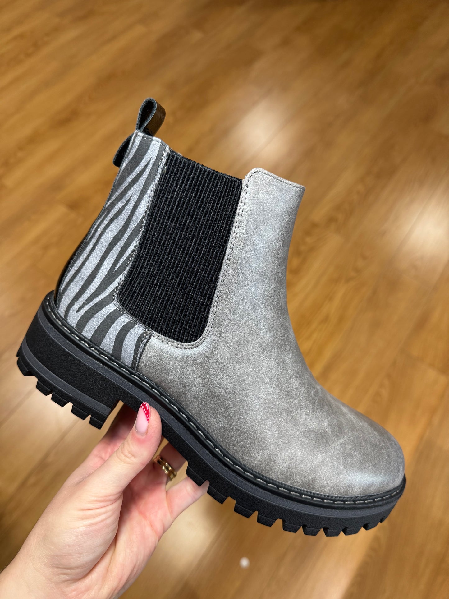 Lotus Prescott Grey/Zebra Boot