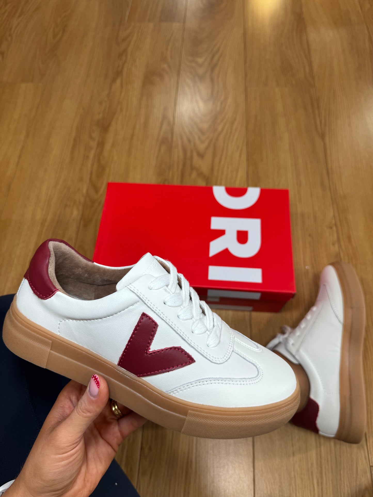Drilleys Ninety Crystal Maroon Trainer