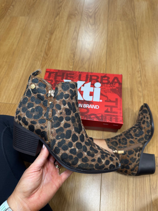 XTI Camel Leopard Boot