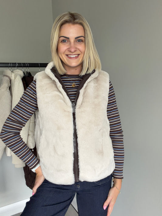 Freequent Mole/Moonbeam Fur Reversible Gilet