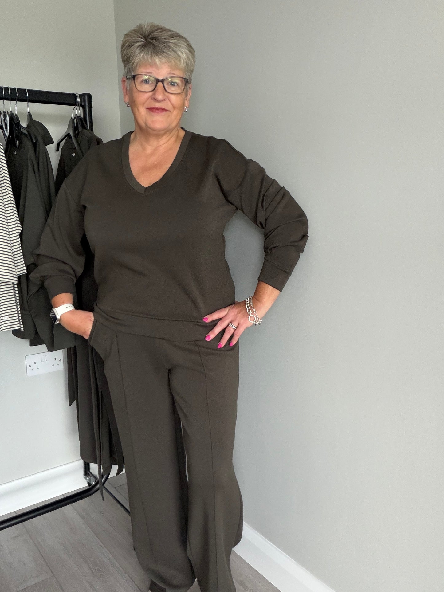 Relax & Renew Wren Khaki Jogger