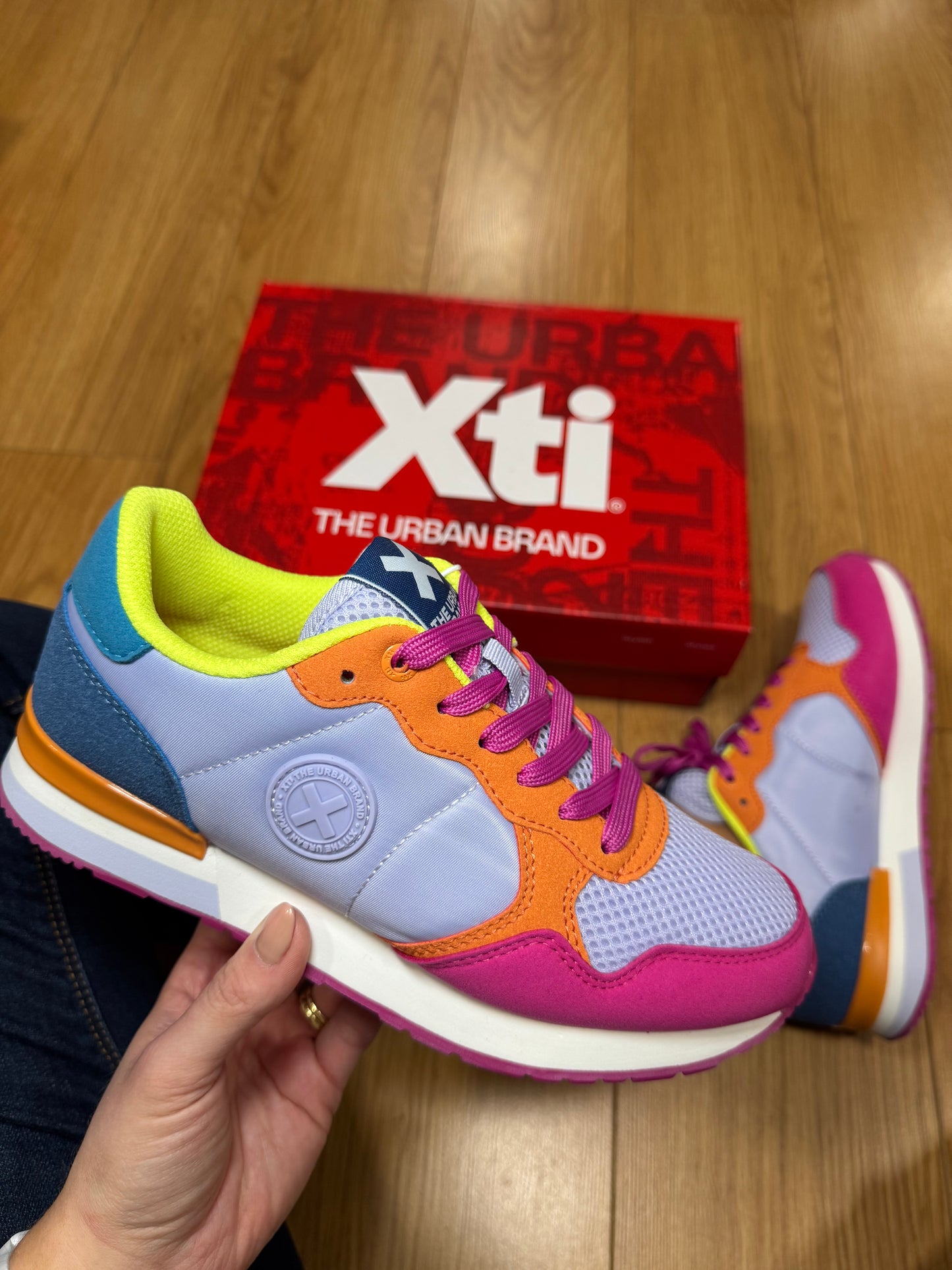 XTI Lilac/Pink Multi Knit Trainer
