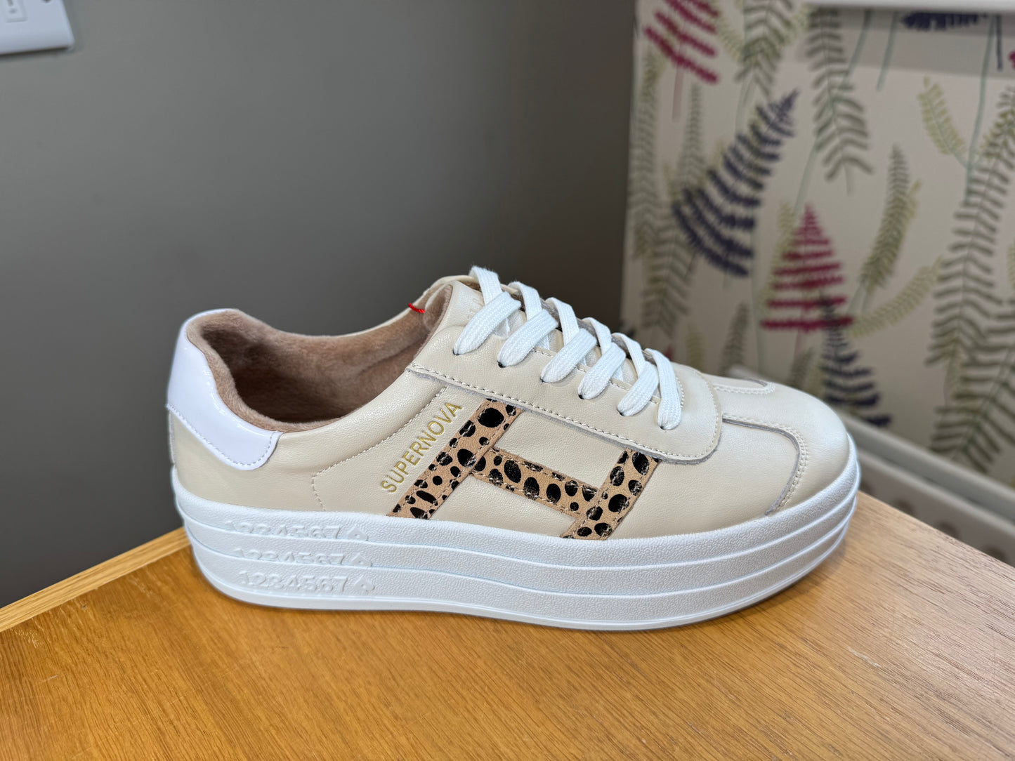 Drilleys Sixty Eight Whipped Cheetah Trainer