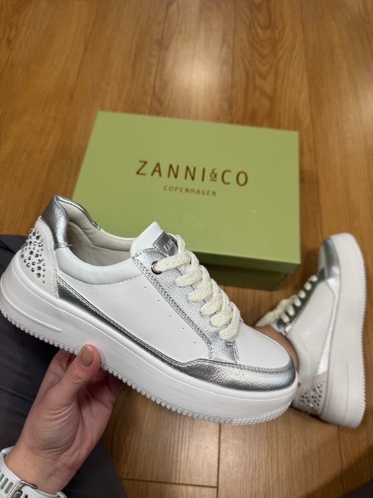 Zanni & Co Abula Crystal Trainer