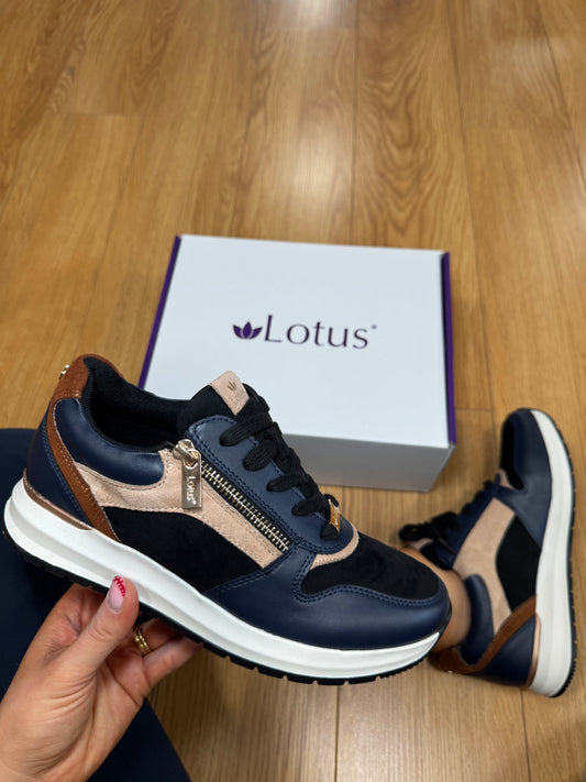 Lotus Venus Navy/Tan Trainer