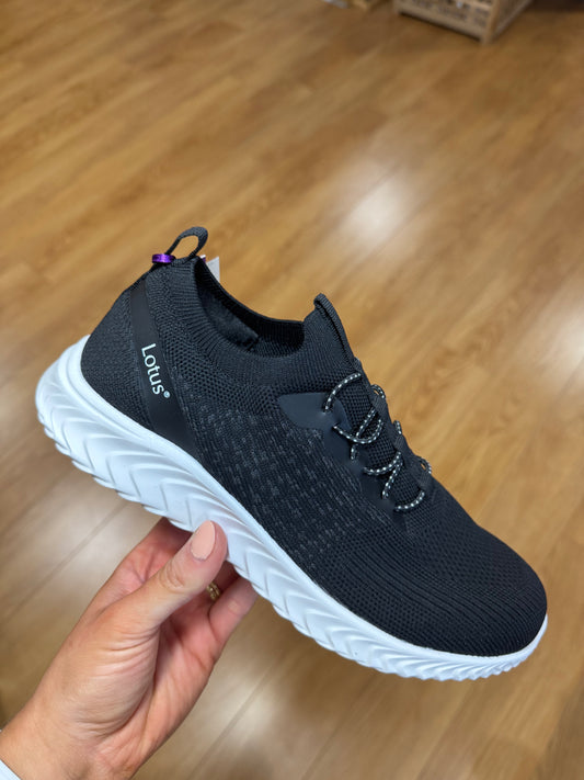Lotus Girona Black Trainer