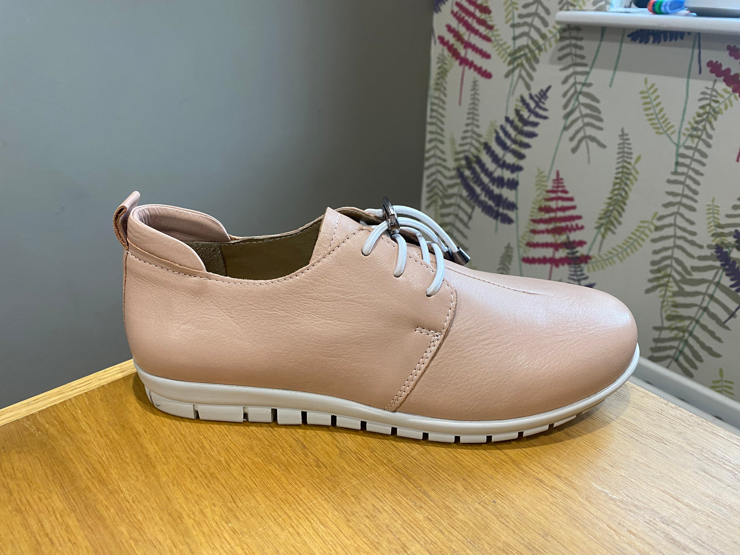 Adesso Sarah Blush Leather Shoe