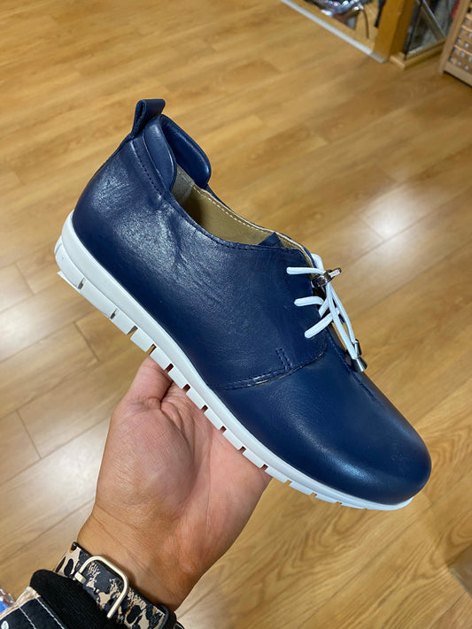 Adesso Sarah Navy Leather Shoe