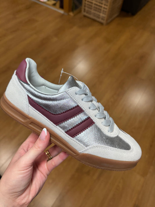 Redz Silver/Wine Trainer