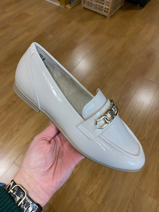 S. Oliver Nude Patent Loafer