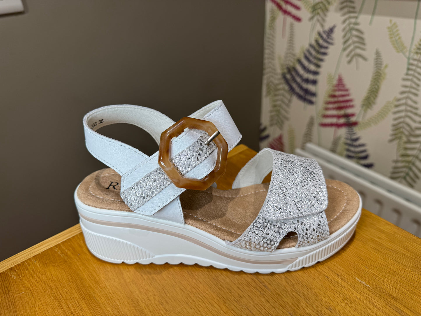 Redz White/Silver Velcro Wedge Sandal