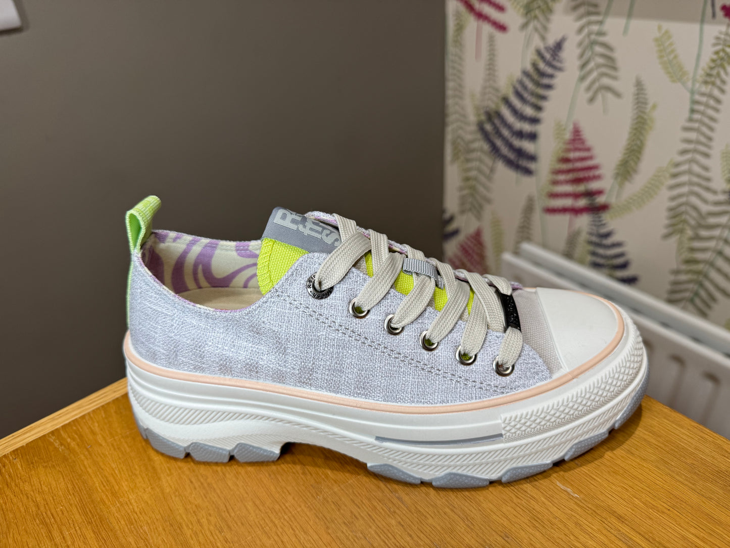 Refresh Grey Textile Trainer