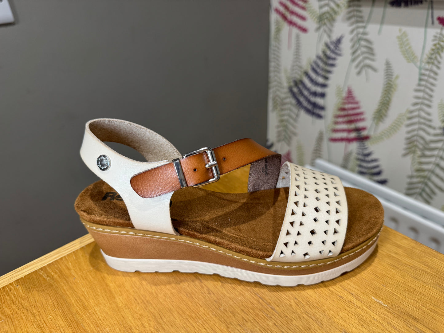 Refresh Cream/Tan Wedge Sandal