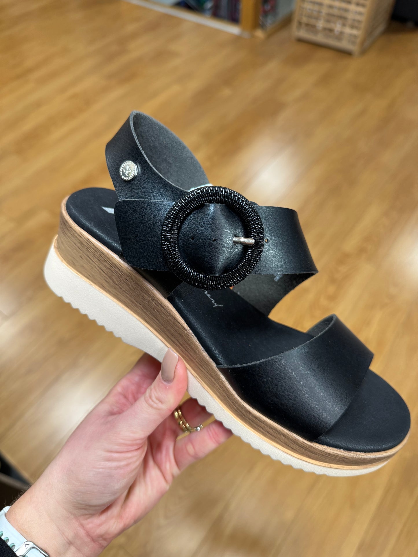 XTI Black Wedge Sandal