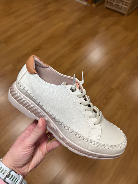 OMG Gastun Beige Elasticated Slip On