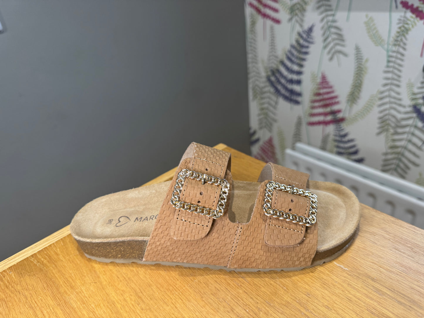 Marco Tozzi Tan/Gold Velcro Slider
